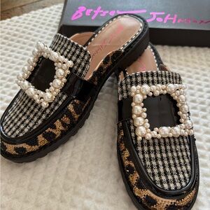 Betsey Johnson Black and Brown Pearl Embellished Mules